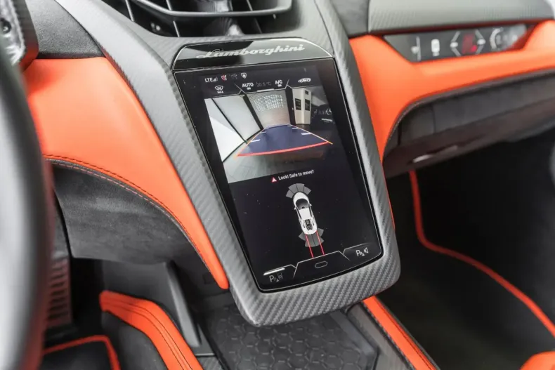 Lamborghini Revuelto din 2024 cu 4.300 km - oferta LAM116788 - foto 10