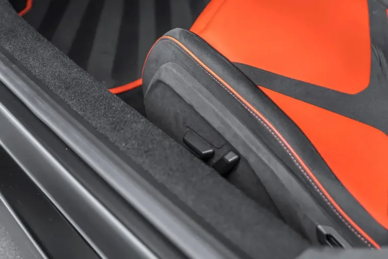 Lamborghini Revuelto din 2024 cu 4.300 km - oferta LAM116788 - foto 14