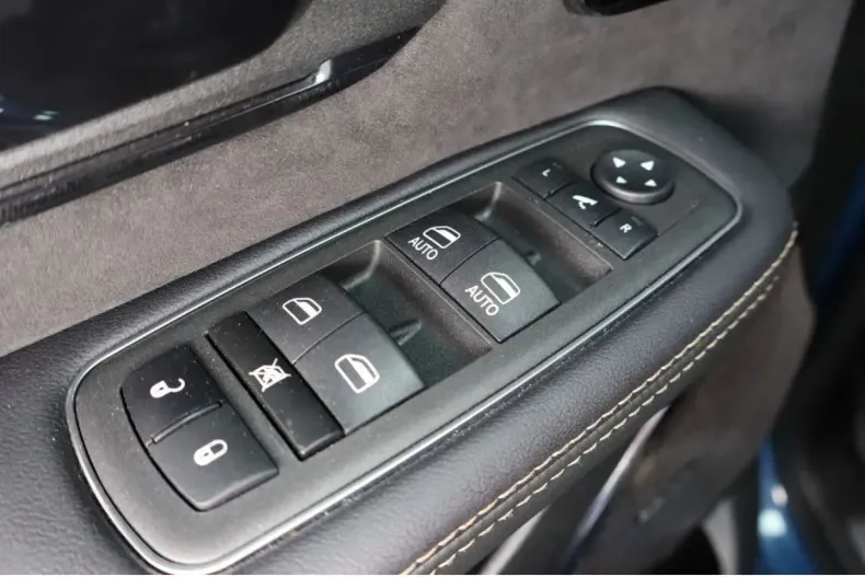 Dodge RAM din 2024 cu 22.000 km - oferta DOD116791 - foto 13