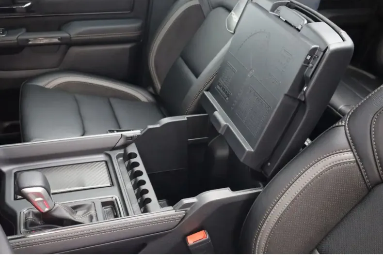 Dodge RAM din 2024 cu 22.000 km - oferta DOD116791 - foto 46