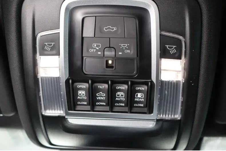 Dodge RAM din 2024 cu 22.000 km - oferta DOD116791 - foto 48