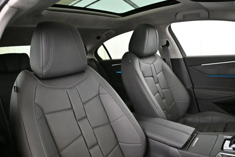 DS Automobiles DS 9 din 2023 cu 5.896 km - oferta DSA116797 - foto 29