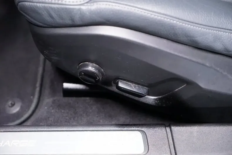 Volvo V90 din 2021 cu 64.706 km - oferta VOL116803 - foto 19