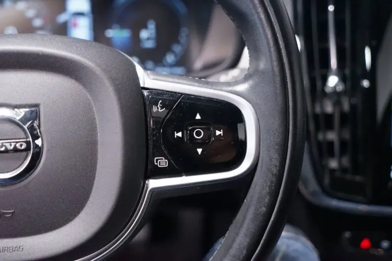 Volvo V90 din 2021 cu 64.706 km - oferta VOL116803 - foto 22