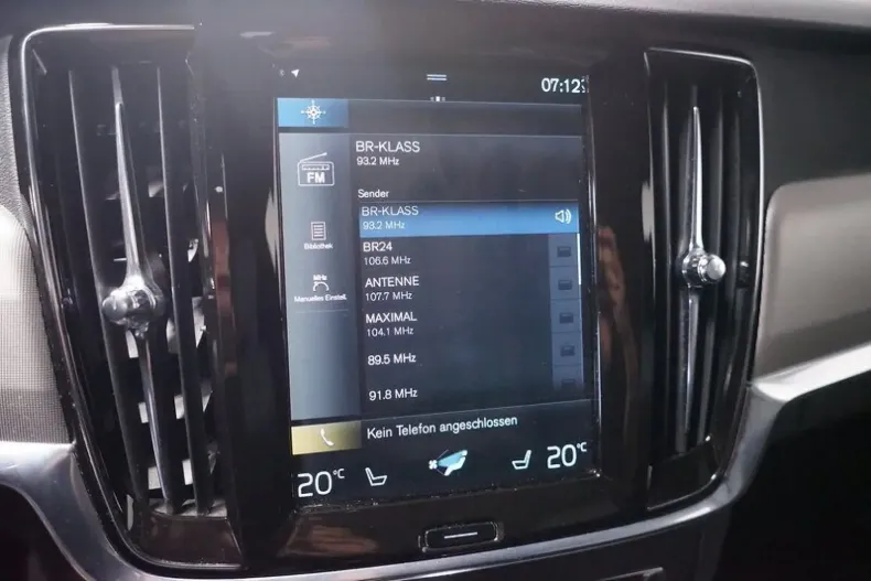 Volvo V90 din 2021 cu 64.706 km - oferta VOL116803 - foto 32