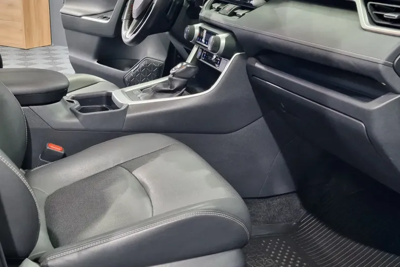 Toyota RAV4 din 2020 cu 94.333 km - oferta TOY116804 - foto 15