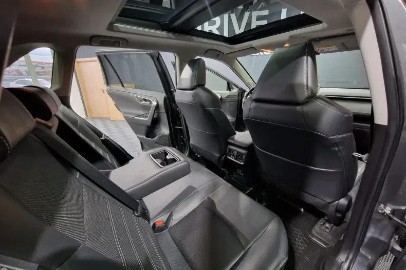 Toyota RAV4 din 2020 cu 94.333 km - oferta TOY116804 - foto 20