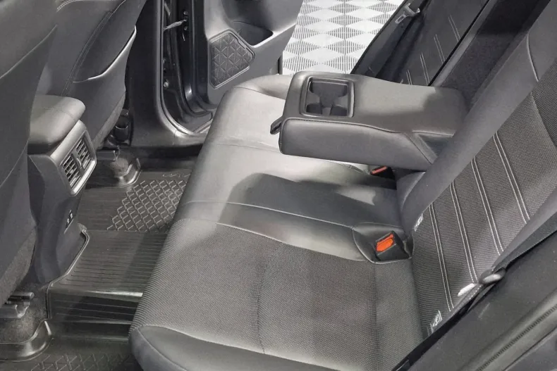 Toyota RAV4 din 2020 cu 94.333 km - oferta TOY116804 - foto 27