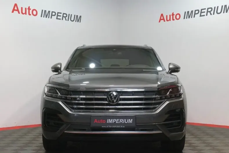 Volkswagen Touareg din 2022 cu 75.751 km - oferta VOL116824 - foto 2