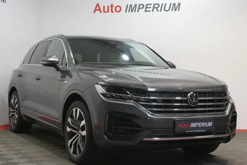 Volkswagen Touareg din 2022 cu 75.751 km - oferta VOL116824 - foto 3