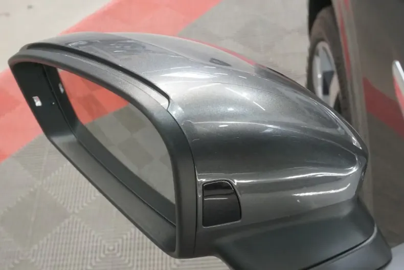 Volkswagen Touareg din 2022 cu 75.751 km - oferta VOL116824 - foto 8