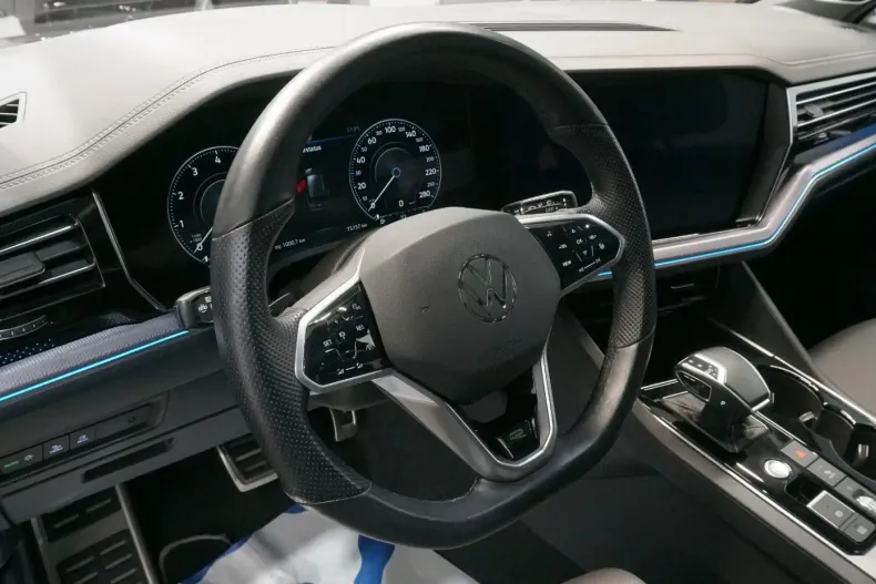 Volkswagen Touareg din 2022 cu 75.751 km - oferta VOL116824 - foto 14