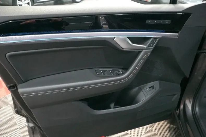 Volkswagen Touareg din 2022 cu 75.751 km - oferta VOL116824 - foto 20