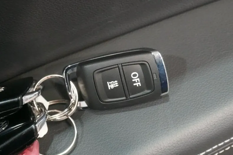 Volkswagen Touareg din 2022 cu 75.751 km - oferta VOL116824 - foto 39