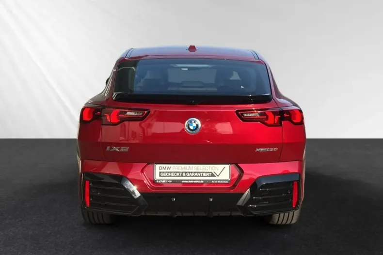 BMW iX2 din 2023 cu 6.100 km - oferta BMW116827 - foto 6