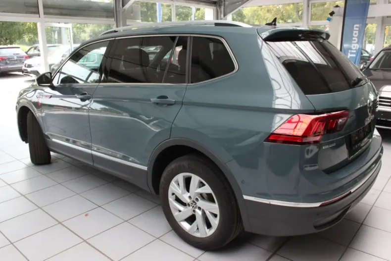 Volkswagen Tiguan Allspace din 2022 cu 53.000 km - oferta VOL116834 - foto 6