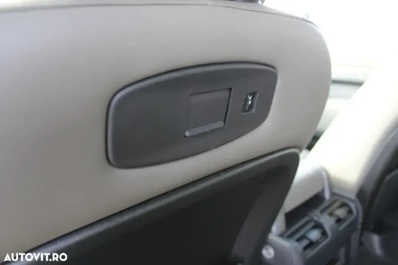 Land Rover Defender din 2020 cu 92.981 km - oferta LAN116835 - foto 24