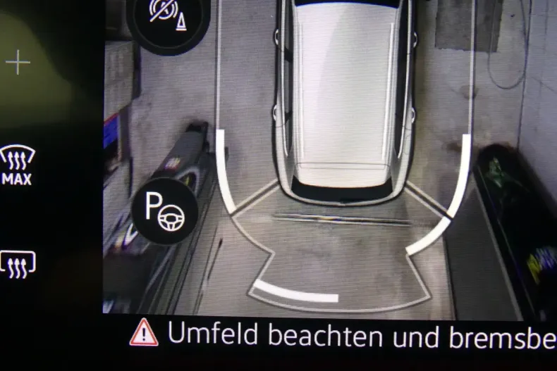 Volkswagen Touareg din 2024 cu 33.721 km - oferta VOL116842 - foto 17