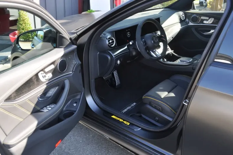 Mercedes-Benz E 63 AMG din 2022 cu 2.700 km - oferta MER116863 - foto 9