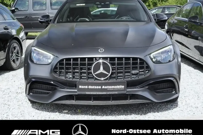 Mercedes-Benz E 63 AMG din 2023 cu 71.115 km - oferta MER116865 - foto 1