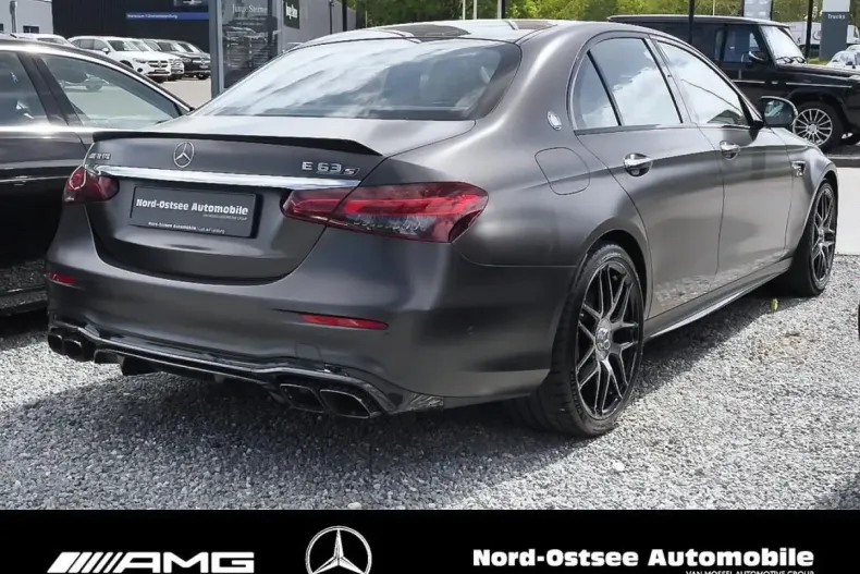 Mercedes-Benz E 63 AMG din 2023 cu 71.115 km - oferta MER116865 - foto 4