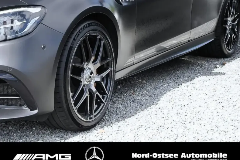 Mercedes-Benz E 63 AMG din 2023 cu 71.115 km - oferta MER116865 - foto 5