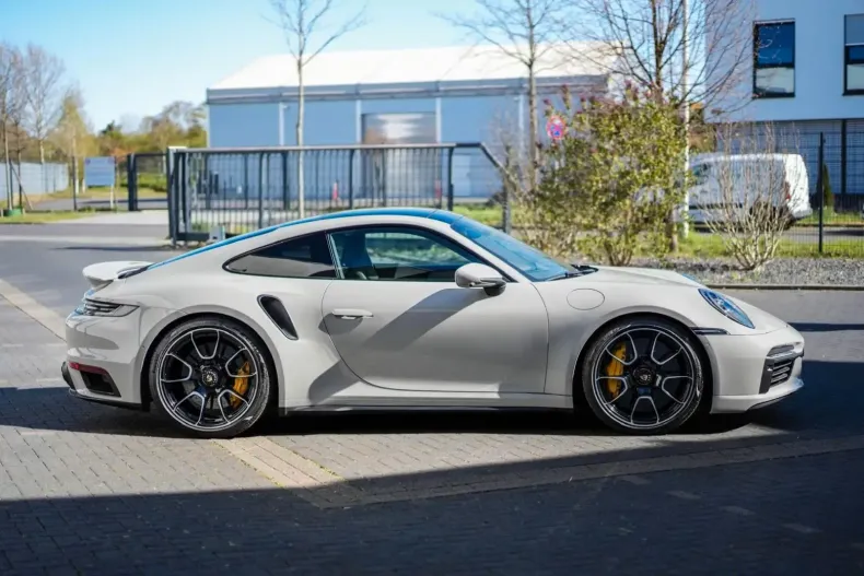 Porsche 992 din 2022 cu 13.800 km - oferta POR116874 - foto 5