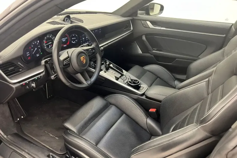 Porsche 911 din 2022 cu 18.000 km - oferta POR116878 - foto 7