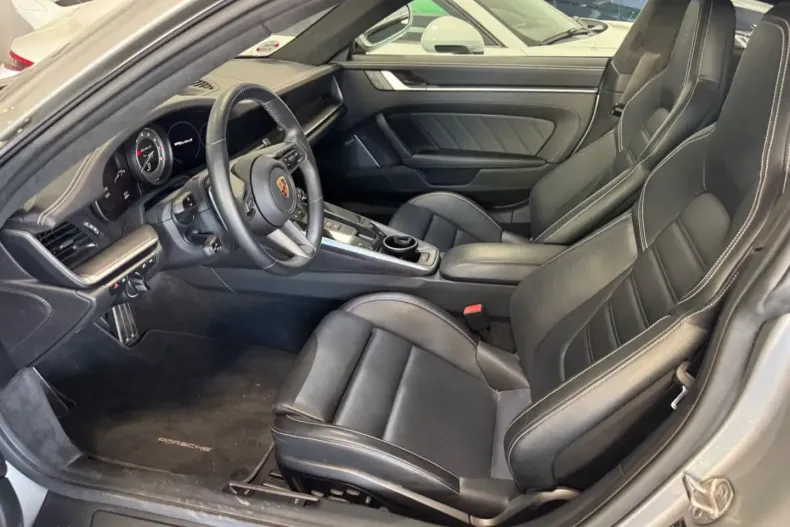 Porsche 992 din 2022 cu 43.000 km - oferta POR116882 - foto 13