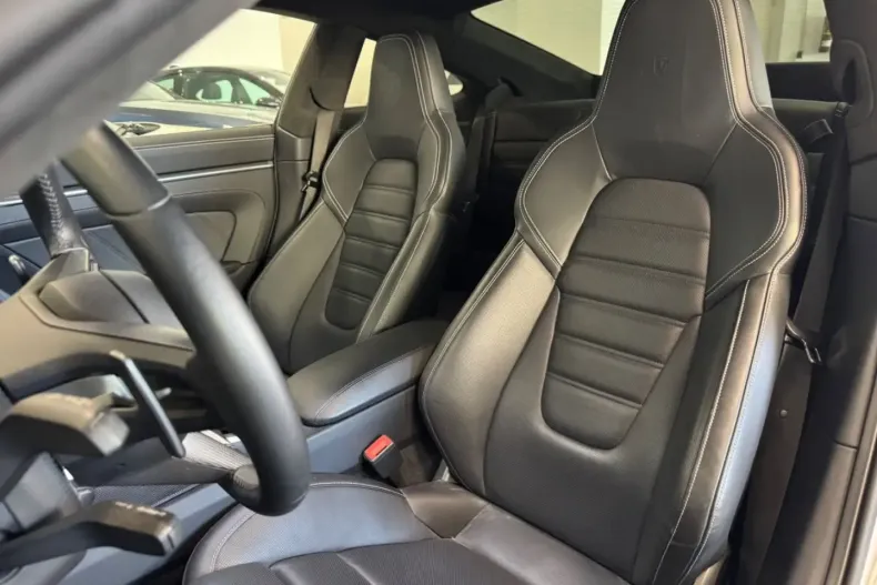 Porsche 992 din 2022 cu 43.000 km - oferta POR116882 - foto 14