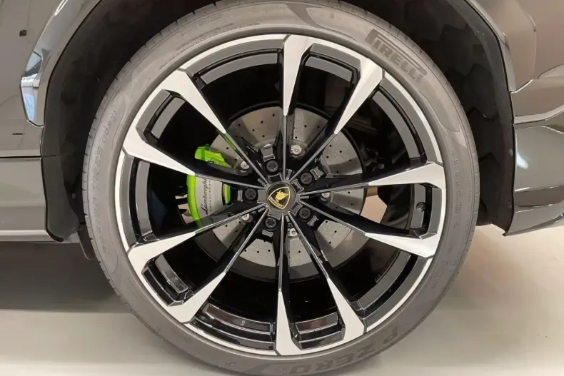 Lamborghini Urus din 2022 cu 63.000 km - oferta LAM116884 - foto 7