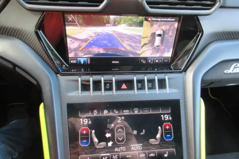 Lamborghini Urus din 2022 cu 45.900 km - oferta LAM116885 - foto 8