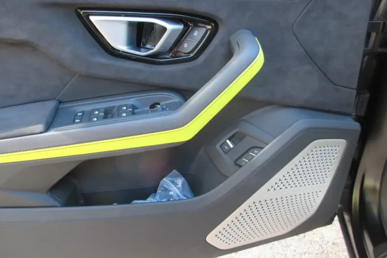 Lamborghini Urus din 2022 cu 45.900 km - oferta LAM116885 - foto 15