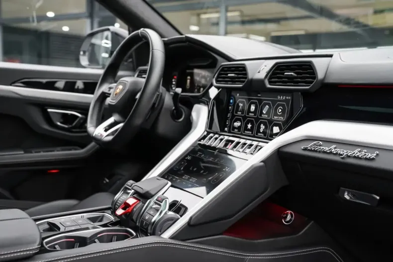 Lamborghini Urus din 2022 cu 37.500 km - oferta LAM116888 - foto 19