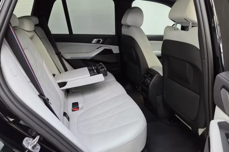 BMW X5 din 2025 cu 5.500 km - oferta BMW116901 - foto 4