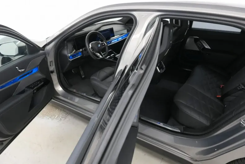 BMW 740 din 2024 cu 25.000 km - oferta BMW116902 - foto 5