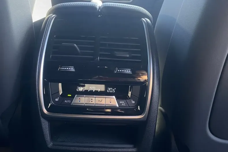 BMW XM din 2024 cu 22.150 km - oferta BMW116915 - foto 15