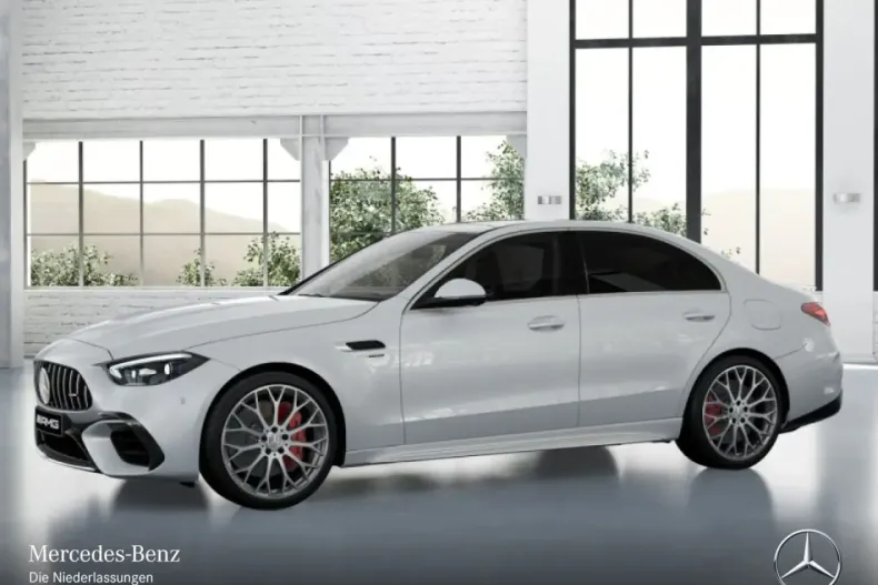 Mercedes-Benz C 63 AMG din 2024 cu 18.610 km - oferta MER116917 - foto 3