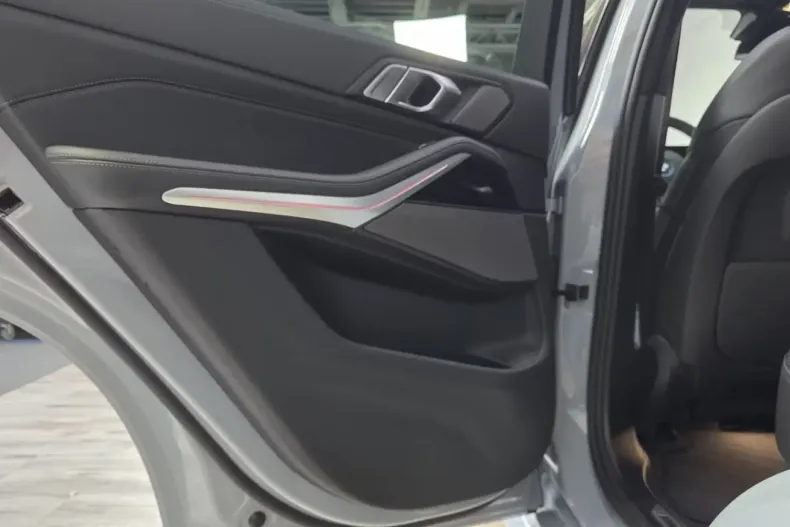 BMW X5 din 2025 cu 6.750 km - oferta BMW116920 - foto 9