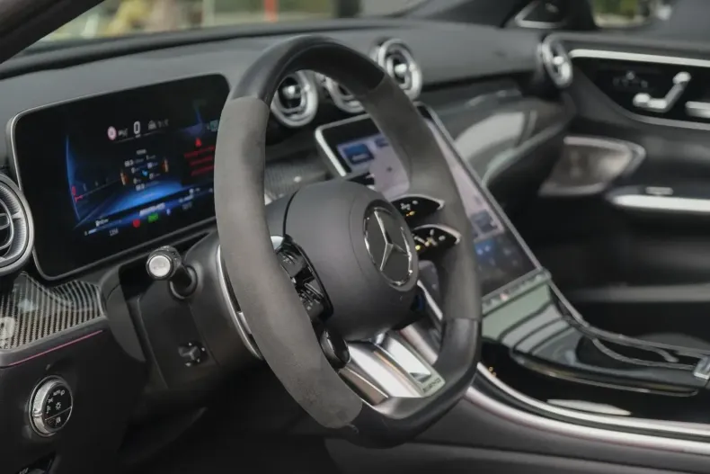 Mercedes-Benz C 63 AMG din 2023 cu 6.370 km - oferta MER116921 - foto 16