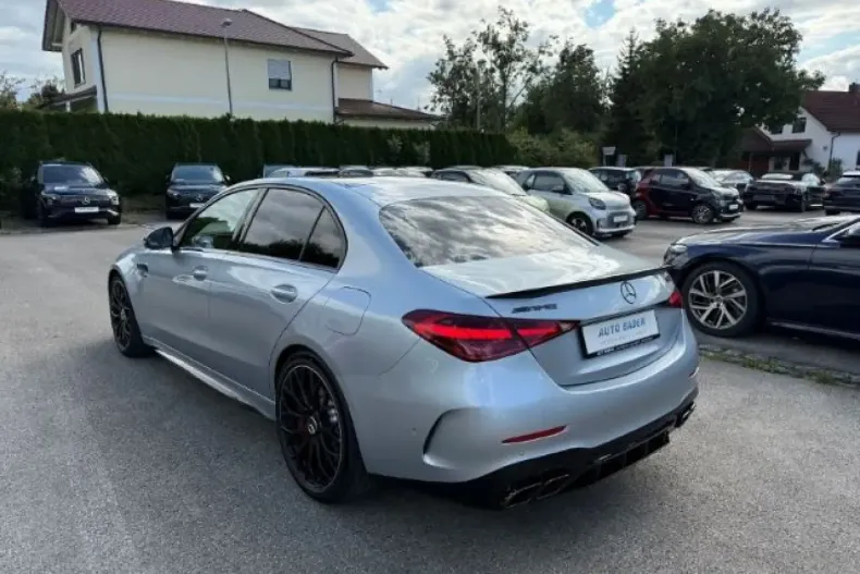 Mercedes-Benz C 63 AMG din 2024 cu 5.700 km - oferta MER116922 - foto 5