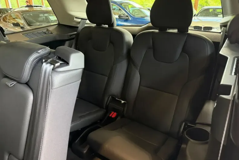 Volvo XC90 din 2023 cu 20.702 km - oferta VOL116930 - foto 19