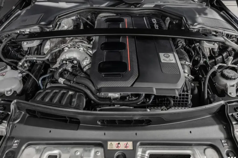 Mercedes-Benz C 63 AMG din 2024 cu 12.454 km - oferta MER116934 - foto 7