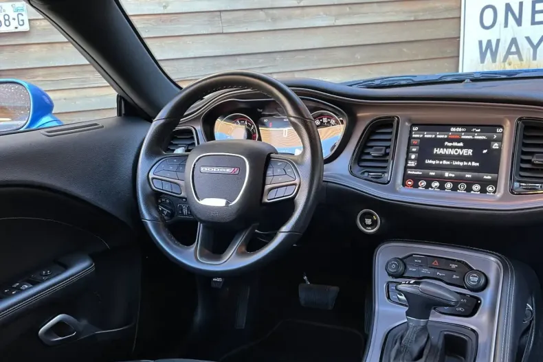 Dodge Challenger din 2023 cu 23.403 km - oferta DOD116941 - foto 20