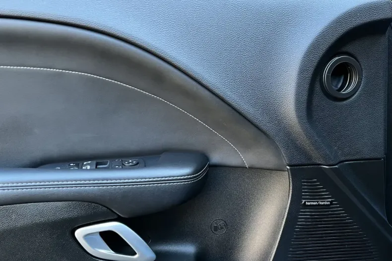 Dodge Challenger din 2023 cu 23.403 km - oferta DOD116941 - foto 21