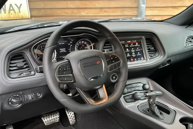 Dodge Challenger din 2023 cu 6.560 km - oferta DOD116942 - foto 18