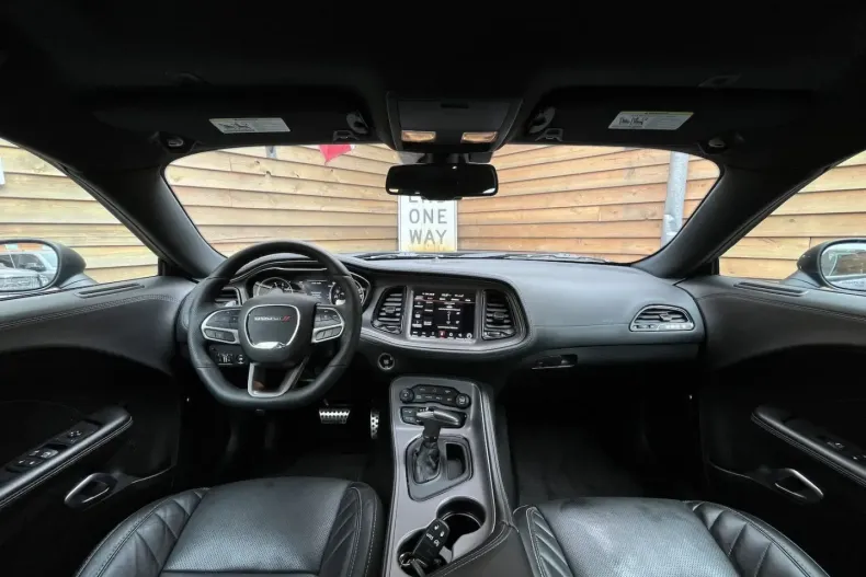 Dodge Challenger din 2023 cu 6.560 km - oferta DOD116942 - foto 24