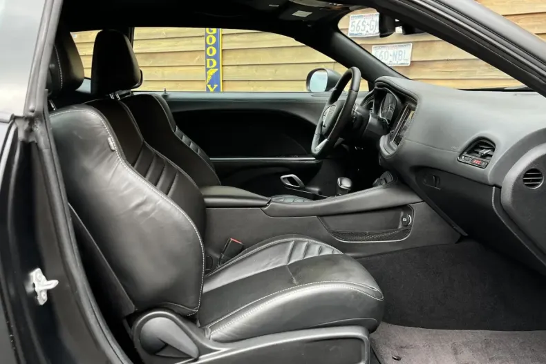 Dodge Challenger din 2023 cu 6.560 km - oferta DOD116942 - foto 28