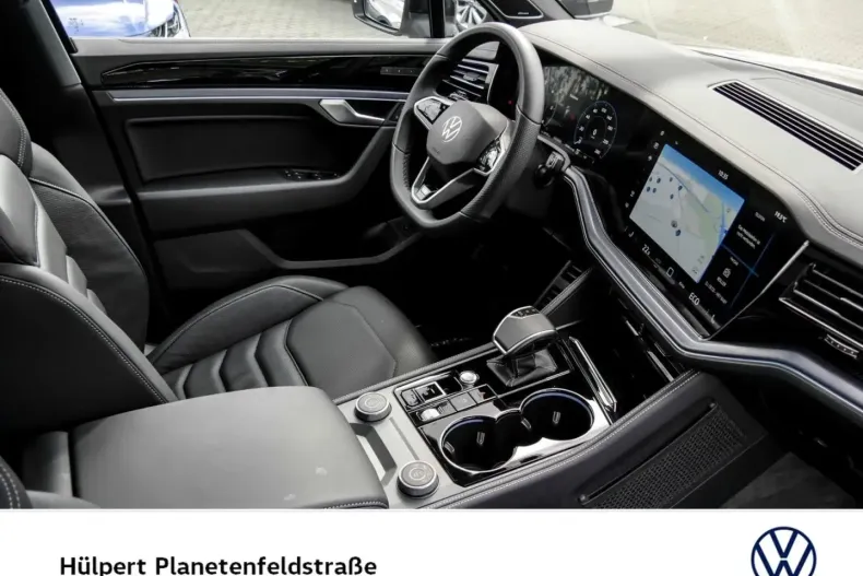 Volkswagen Touareg din 2024 cu 19.184 km - oferta VOL116943 - foto 4