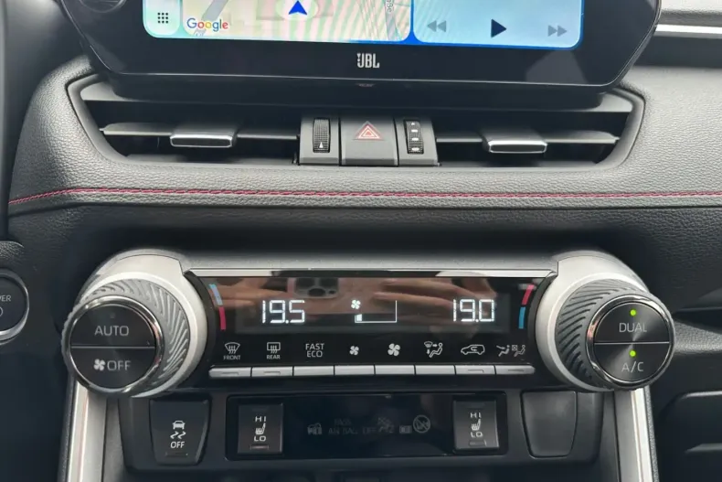 Toyota RAV4 din 2024 cu 22.435 km - oferta TOY116949 - foto 25